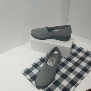 ANNE KLEIN SPORT WOMANS SHOES SLIP-ON SNEAKERS WEDGE GRAY 9.5M